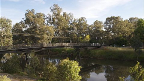 Painters Island Caravan Park - Accommodation QLD 5
