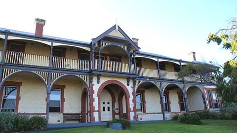 Oceanic Sorrento - Whitehall Guesthouse - Accommodation QLD 0