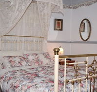 Cuddledoon Cottages BB - Accommodation QLD