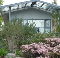 Blue Waters Cottages for Two - Accommodation QLD