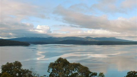 Blue Waters Cottages For Two - Accommodation QLD 2