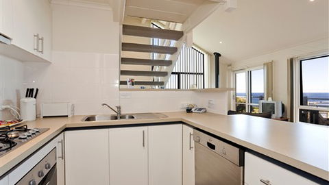A Great Ocean Road Resort Whitecrest - Accommodation QLD 2