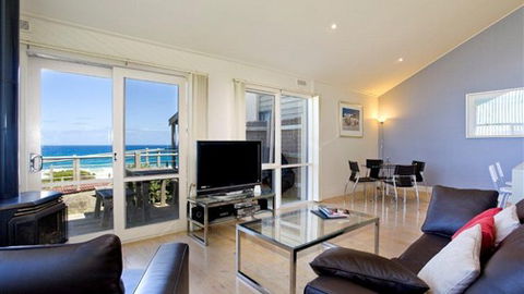 A Great Ocean Road Resort Whitecrest - Accommodation QLD 3
