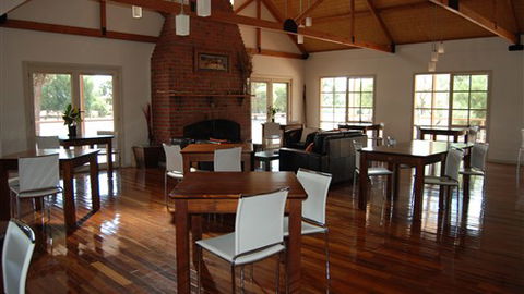 Mungo Lodge - Accommodation QLD 2