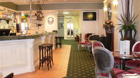 The Yarrawonga Hotel - Accommodation QLD 6
