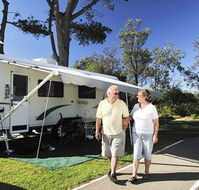 Eastern Beach Holiday Park - Accommodation QLD