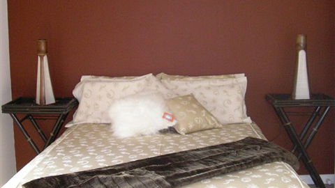 Auberge Woodend - Accommodation QLD 1