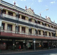 Prince Consort Backpackers - Accommodation QLD