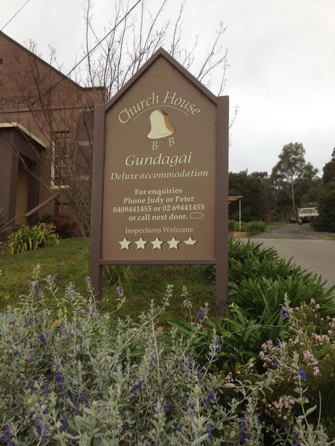 Church House B&B Gundagai - Accommodation QLD 10