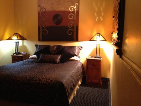 Church House B&B Gundagai - Accommodation QLD 13