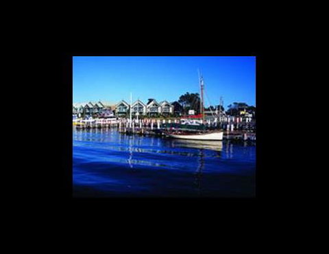HolidayMakers - Accommodation QLD 3