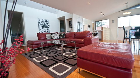 HolidayMakers - Accommodation QLD 5