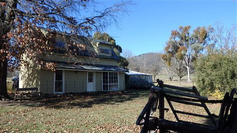 Black Horse Park - Accommodation QLD 6