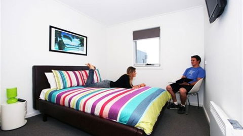 The Island Accommodation - Phillip Island YHA - Accommodation QLD 3
