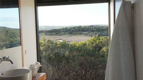 Pebble Point - Accommodation QLD 1
