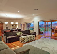 Max's Paddock - Accommodation QLD