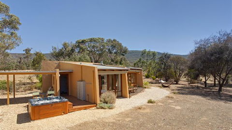 Boroka Downs - Accommodation QLD 6