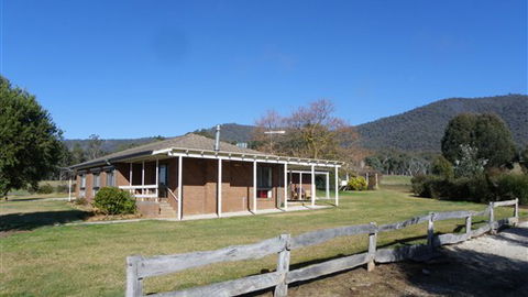 Sweetwater Stays Rural Retreat - Accommodation QLD 6