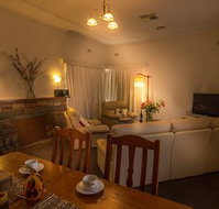 Benson House and Benson Lodge - Accommodation QLD