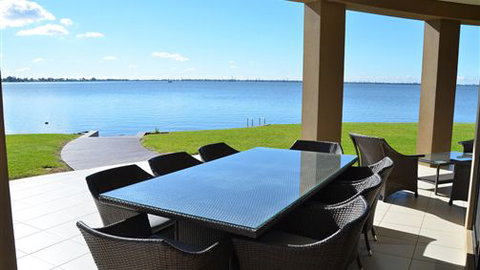 Castevilla - Accommodation QLD 0