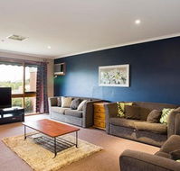 Raydon Court - Accommodation QLD
