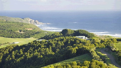 Blue Johanna House - Accommodation QLD 0