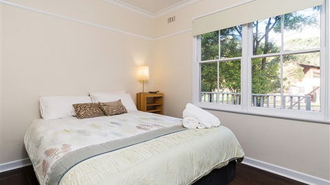Serenity Halls Gap: Nat Park Frontage - Accommodation QLD 0