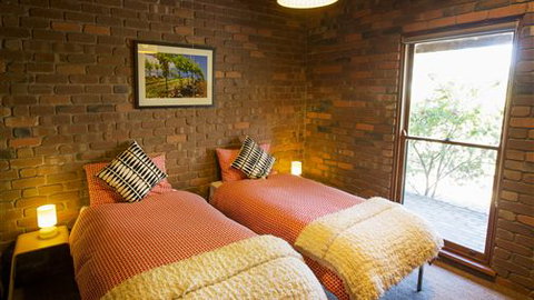 The Eagles Nest - Accommodation QLD 2