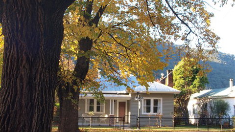 Bespoke Holiday House - Accommodation QLD 4