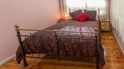 Muscat House - Accommodation QLD 0