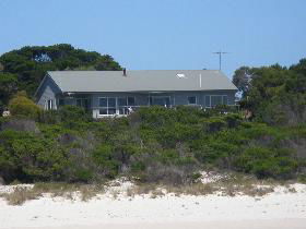 American Beach SA Accommodation QLD
