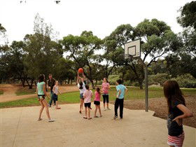 BIG4 Renmark Riverfront Holiday Park - Accommodation QLD 5