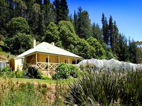 Bishops Adelaide Hills - Willow Cottage - Accommodation QLD 0