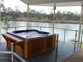 Cascades On The River - Accommodation QLD 2