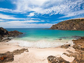 Kangaroo Beach Lodges - Accommodation QLD 3