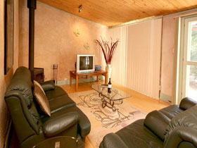Karinga Park Coach House - Accommodation QLD 1