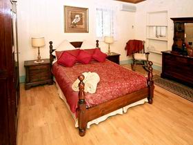 Karinga Park Coach House - Accommodation QLD 0