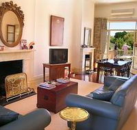 The Fire Station Inn - Residency Penthouse - Accommodation QLD