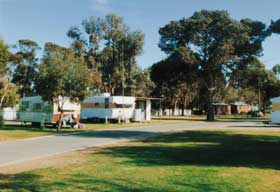 Tumby Bay Caravan Park Cabins - Accommodation QLD 2