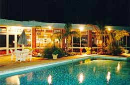 Absolute Lakes Entrance - Accommodation QLD 0