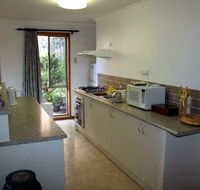 Adrienne's Place on the Hill - Accommodation QLD
