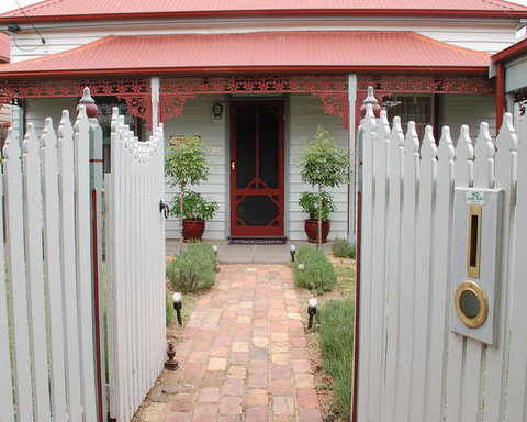 Airleigh Rose Cottage - Accommodation QLD 0