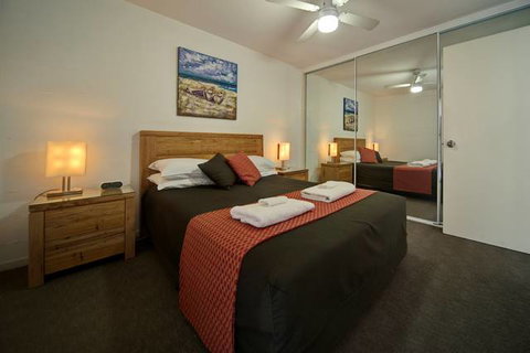 Albacore Apartments - Accommodation QLD 0