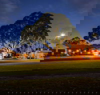 Alexander Cameron Suites - Accommodation QLD