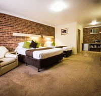 A-Line Motel - Accommodation QLD
