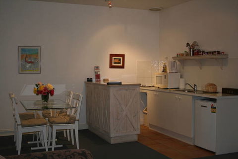 Amy's House - Accommodation QLD 3