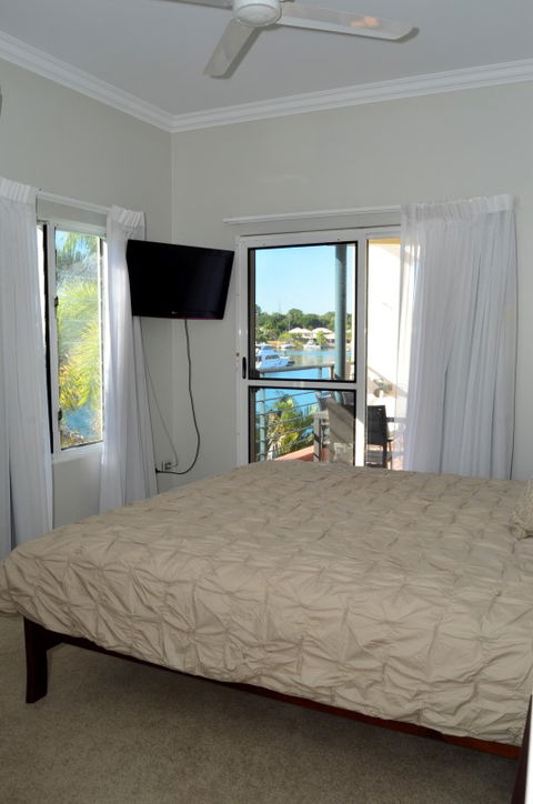 Apartment No 8 - Accommodation QLD 3