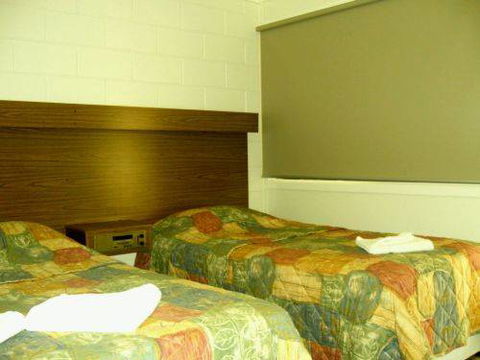 Augathella On The Highway - Accommodation QLD 2