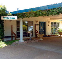 Australian Homestead - Accommodation QLD