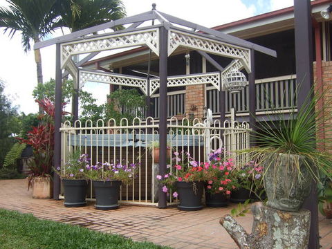 Ayr Bed And Breakfast On McIntyre - Accommodation QLD 2